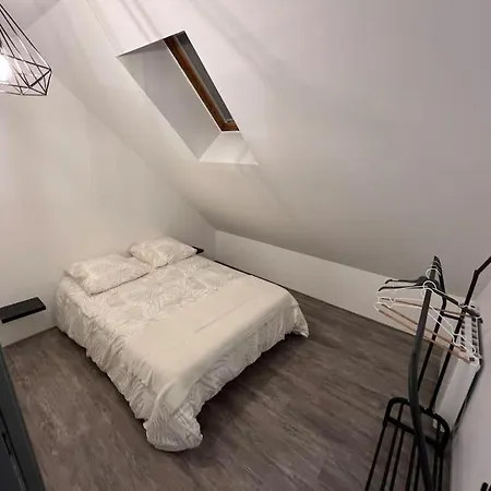 Belle Propriete En Bord De Seine *